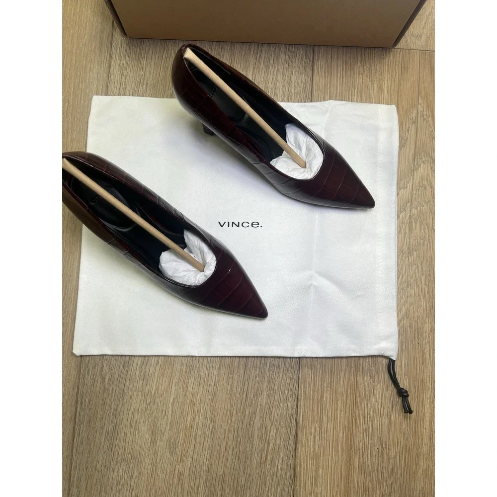 Vince‎ Womens Diane, Cherry Croco Print Leather Pointed Heel Pump Size 5 New!